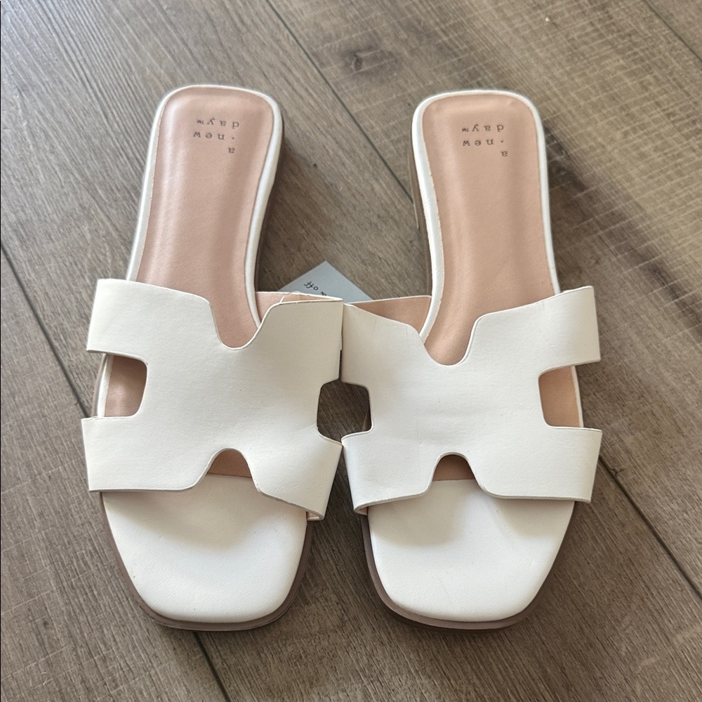 NWT Target White Slide Sandals size 8.5